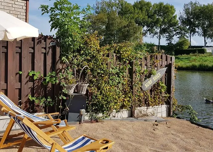 Carafun Aan Het Water