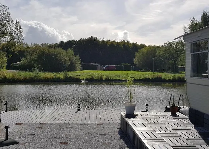 Carafun Aan Het Water *