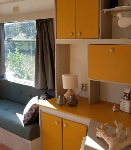 Carafun Aan Het Water Chalet