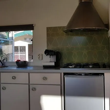 Carafun Aan Het Water Alpesi faház *